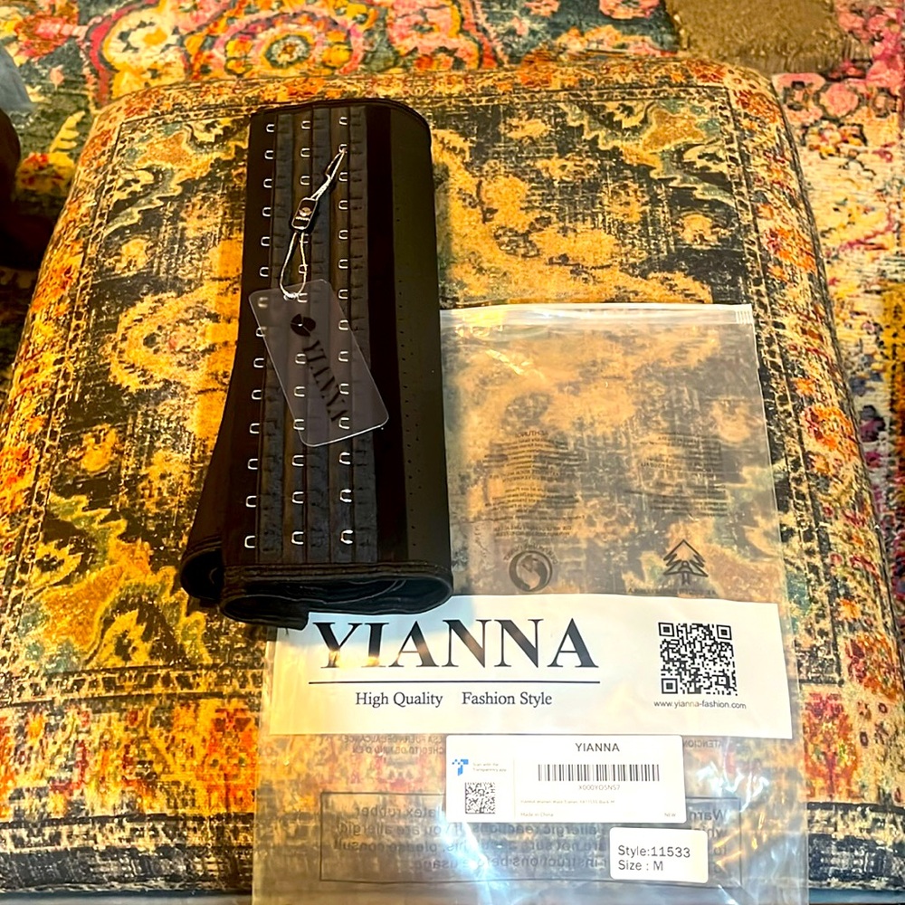 Yianna Waist Trainer NWT